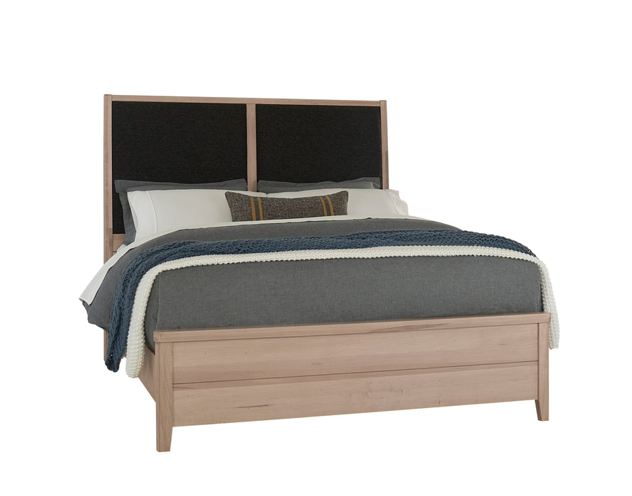 Woodbridge - Upholstered Bed - Wood
