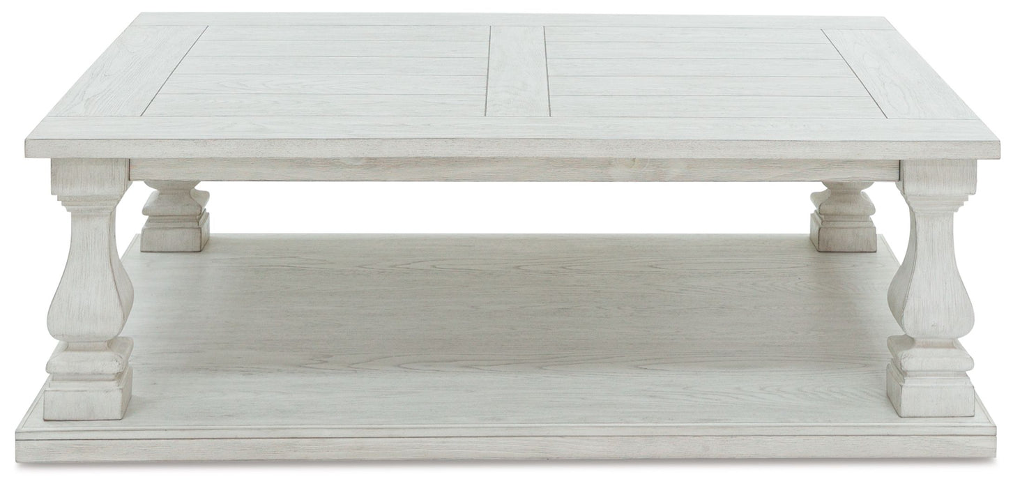 Arlendyne - Antique White - Rectangular Cocktail Table